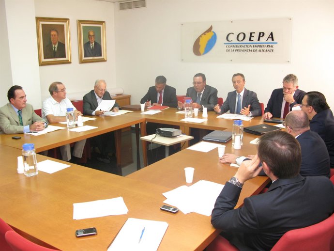 Reunión De Los Responsables De La Cámara De Comercio