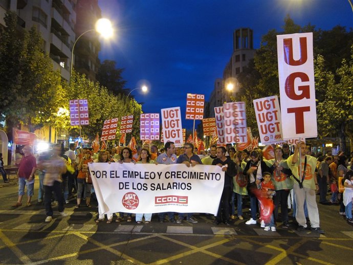 Manifestación Por El Trabajo Decente