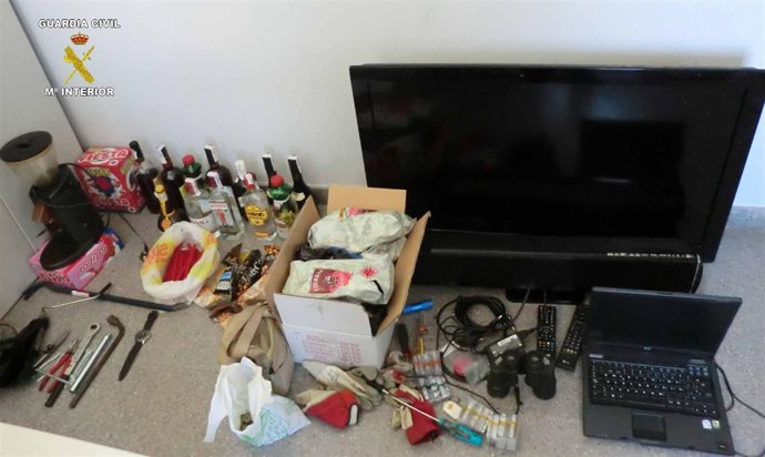 Material Sustraído En Castañares