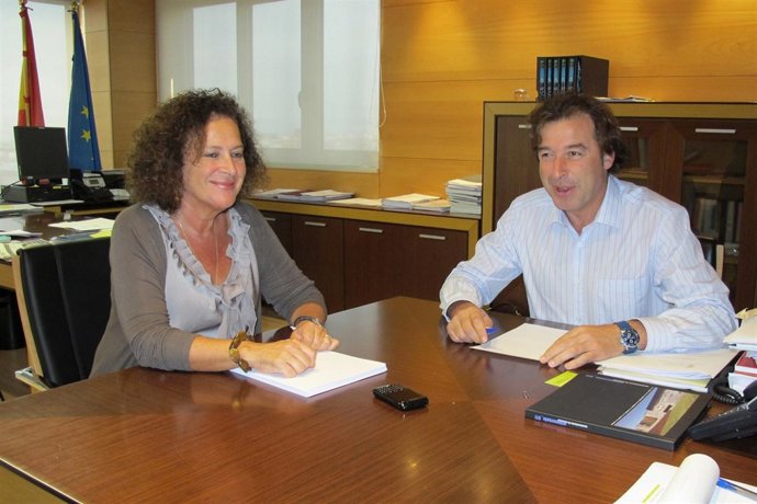 Rodríguez Argüeso Recibe A La Alcaldesa De Comillas