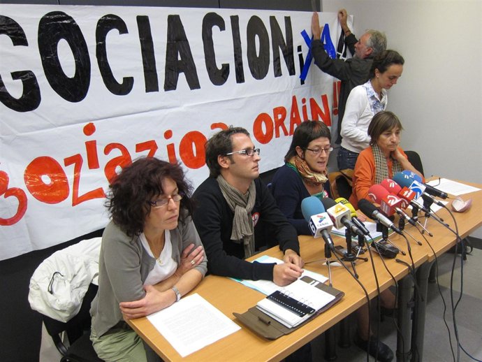 Rueda De Prensa De Sindicatos De Educación.