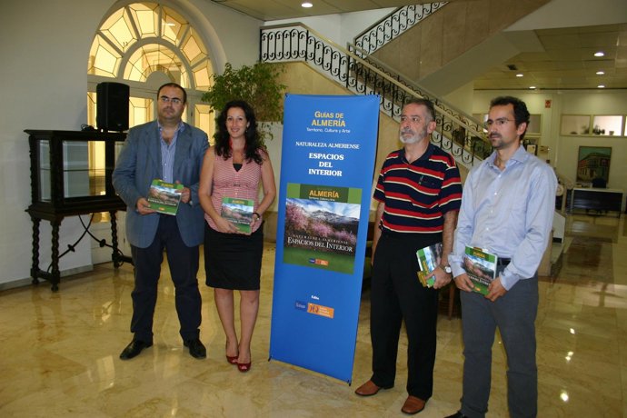 Presentación De La Guía De Naturaleza Sobre El Interior 