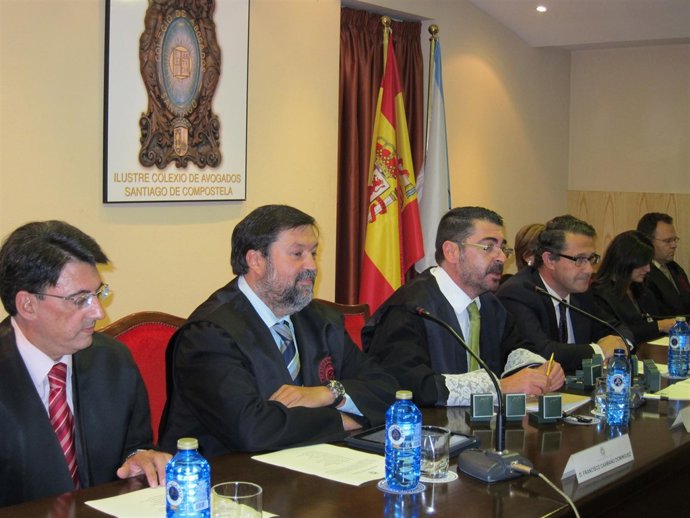 Jura De Abogados En Santiago Con El Ministro Caamaño