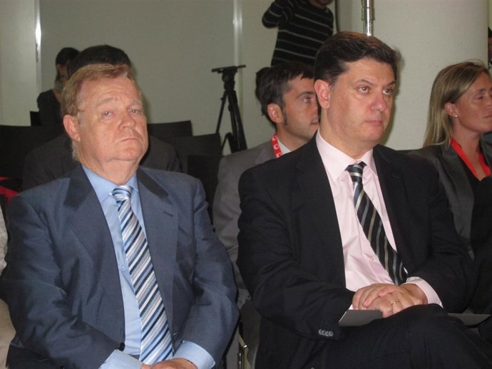 Severino García Vigón Junto A José Manuel Rivero.