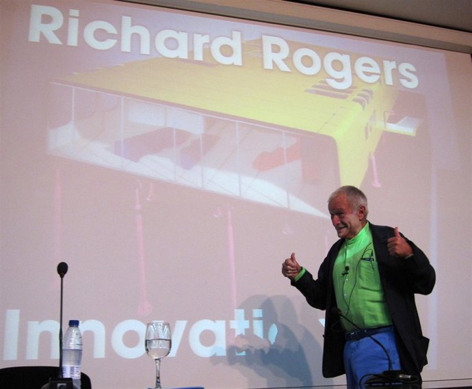 El Arquitecto Richard Rogers Da Una Conferencia En La Escuela De Arquitectura