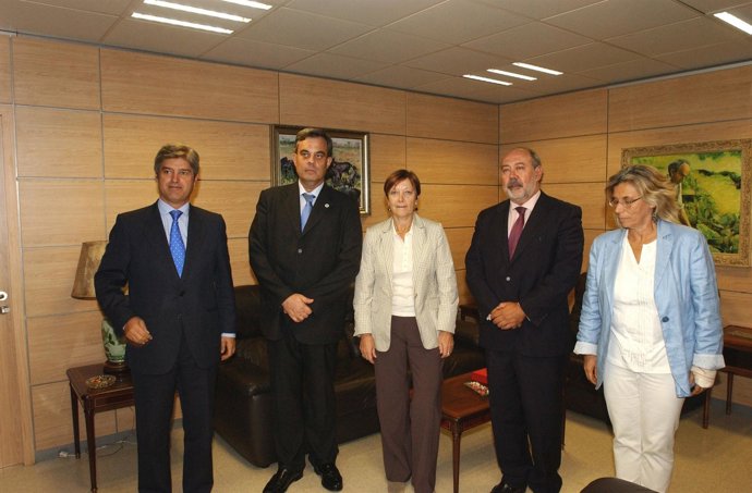 El MARM Firma Dos Convenios Con La UCM Y La UCH-CEU