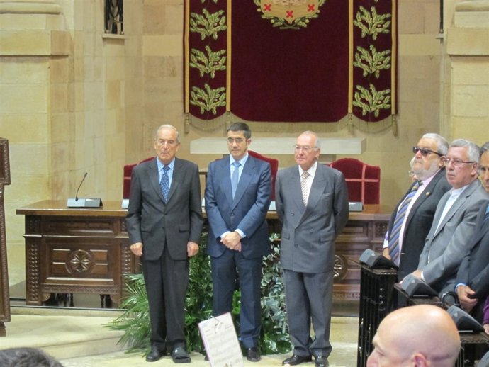 Patxi López Con Carlos Garikoetxea Y José Antonio Ardanza