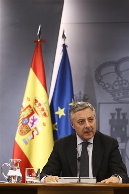 El Portavoz Del Gobierno Y Ministro De Fomento, José Blanco