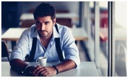 El Cantante Antonio Orozco En Una Foto Promocional