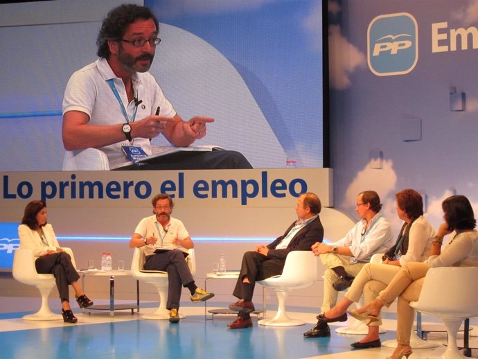 Foro De Educación Del PP Celebrado En La Convención Nacional De La Formación