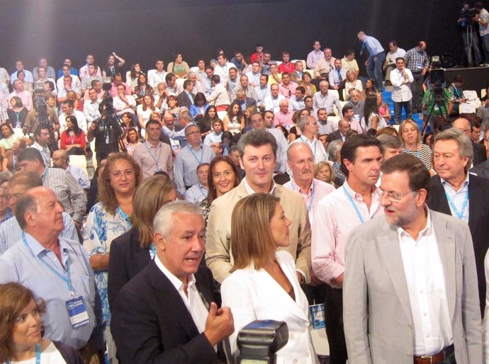Mariano Rajoy Y Otros Dirigentes En La Convención Nacional Del PP