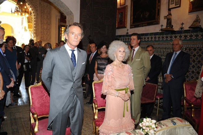 Boda Duquesa De Alba Y Alfonso Díez    