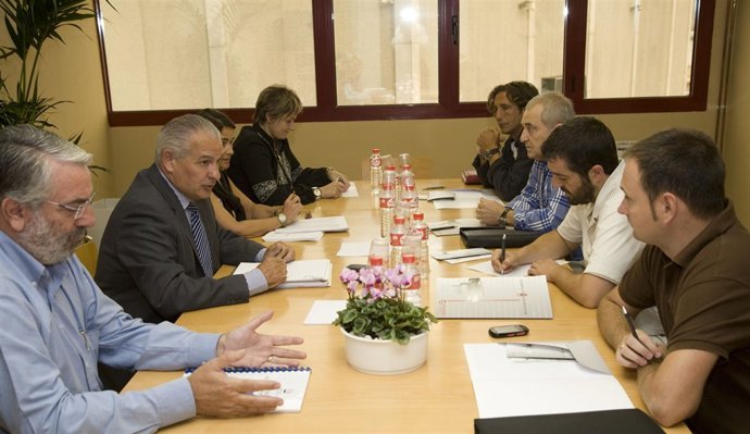 Mesa De Empleo De Camargo