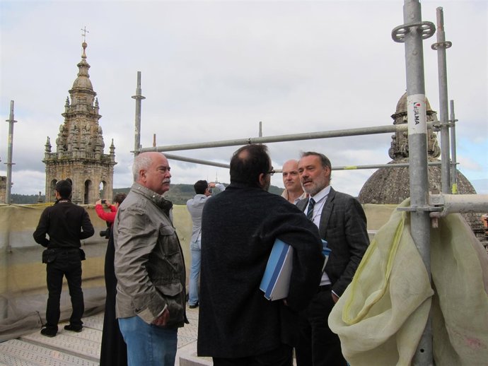 Roberto Varela Y José Manuel Rey Pichel En Las Obras De La Torre Do Reloxo