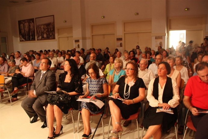 Asistentes A La Jornada Inaugural