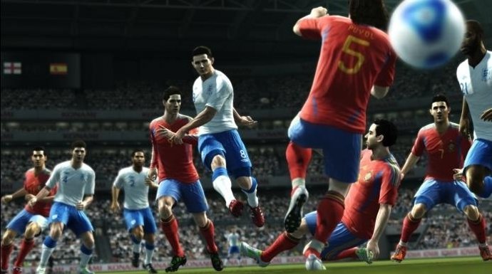 PES 2012, Konami