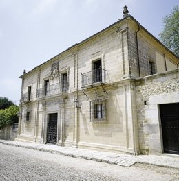 Palacio De Peredo, En Santillana Del Mar