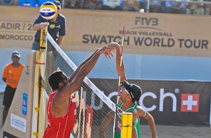 El Jugador Español De Voley Playa Pablo Herrera