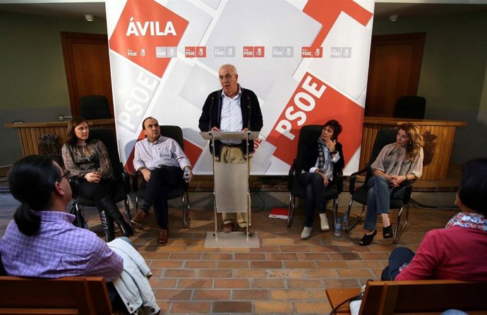 Pedro José Muñoz Participa En Un Acto Socialista En El Barraco (Ávila)