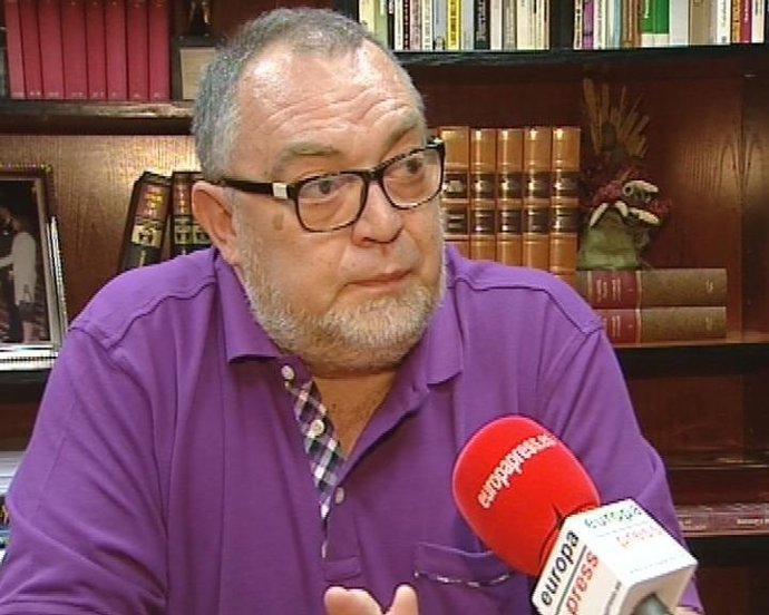 El Presidente De La Asociación De Internautas, Víctor Domingo
