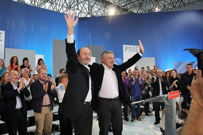 Rubalcaba Y José Blanco En Un Acto Del PSOE En Ourense.