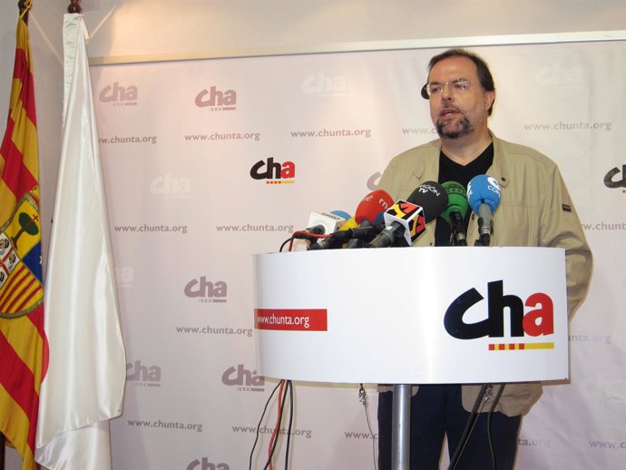 El Diputado De CHA En Diputación De Zaragoza, Bizén Fuster