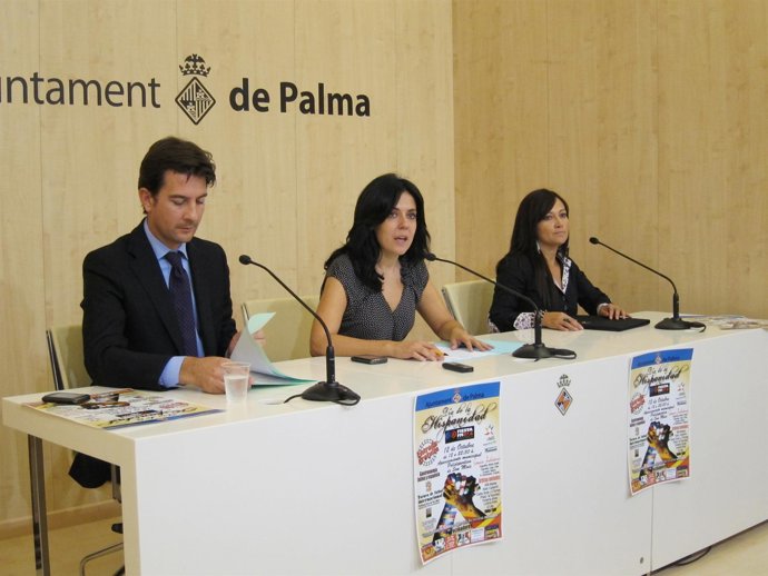 Fernadno Gilet, Sandra Fernández Y Alexandra López