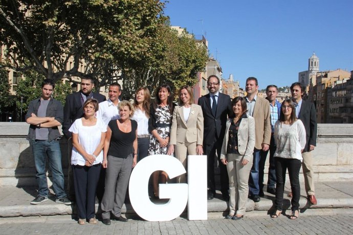 Chacón Con Los Candidatos Del PSC En Girona