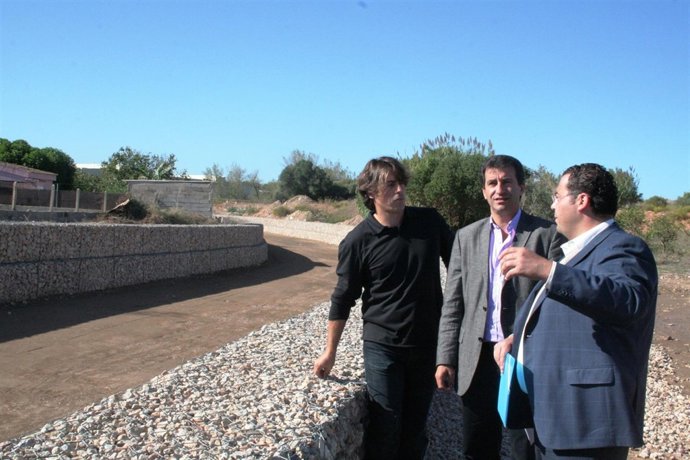 Biel Company En Un Torrent De Marratxí