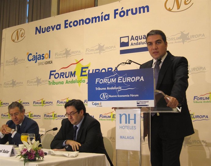 Juan Ignacio Zoido Y Elías Bendodo