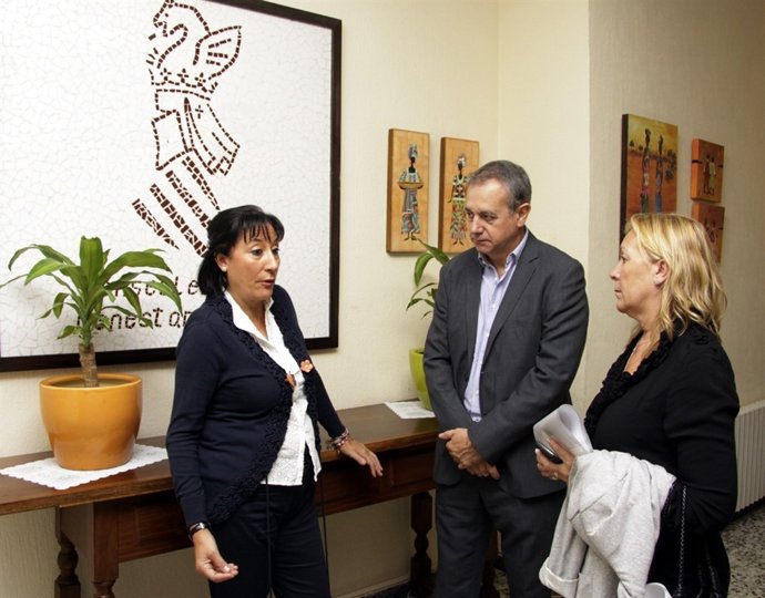 Durante La Visita De La Directora General Del Menor A Un Centro