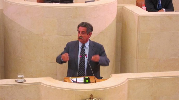 Revilla En El Parlamento