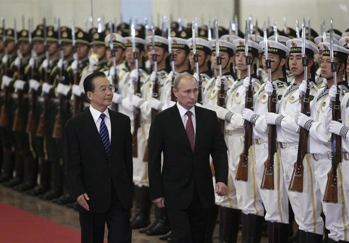Putin Visita China
