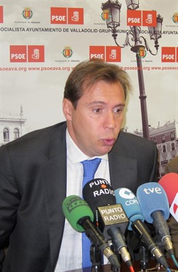 El Presidente Del Grupo Municipal Socialista, Óscar Puente
