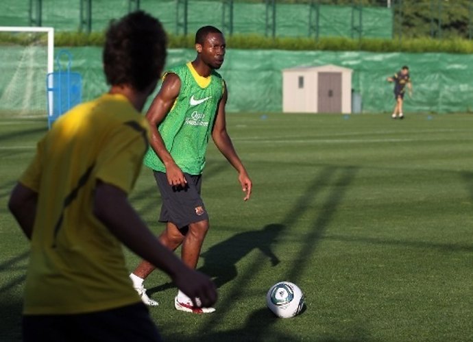 Seydou Keita En Un Entrenamiento Del FC Barcelona
