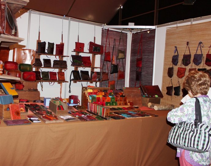 EXPOSITOR BOLSOS FARCAMA