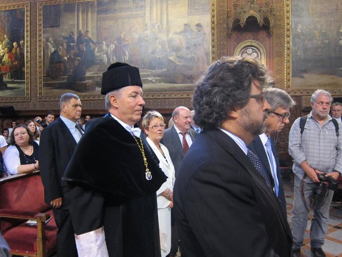El Rector Dídac Ramírez Y El Secretario De Universidades, Antoni Castellà