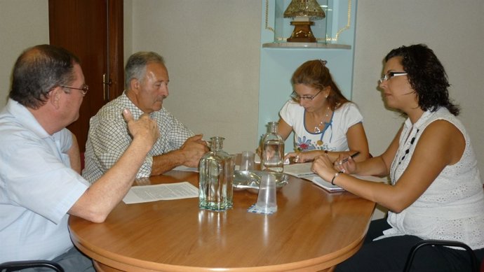 Amparo Marco Se Reúne Con Responsables De La Patronal Pymec