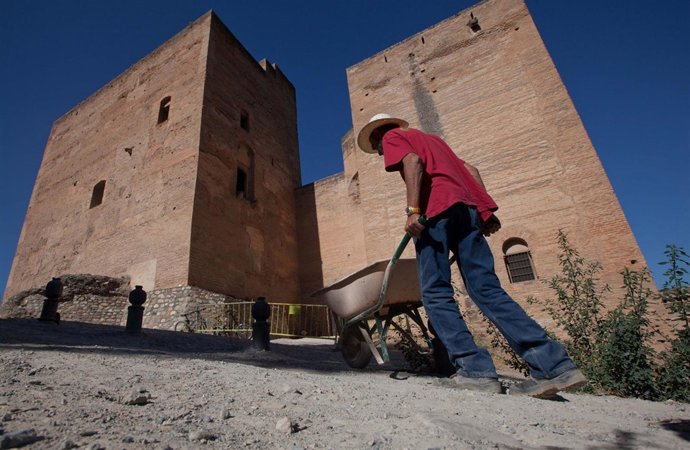 Excavación Torres Bermejas