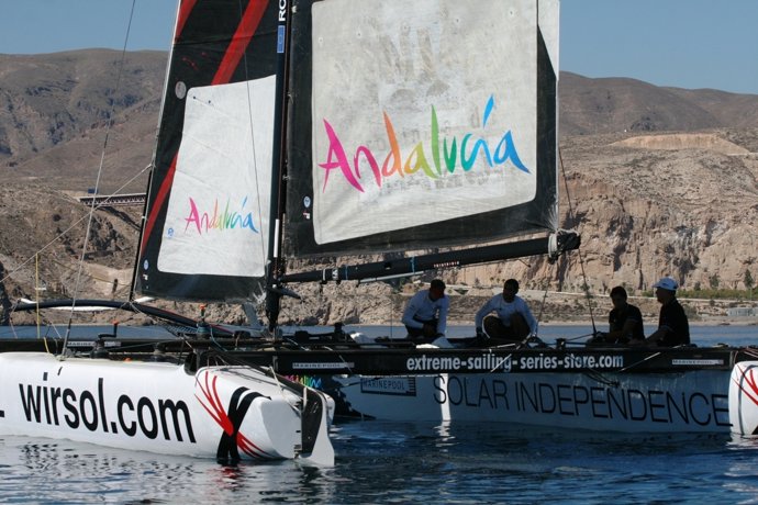 Catamarán De Extreme 40 