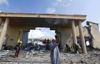 La OTAN cree que Gadafi ha perdido su capacidad de mando en Sirte 