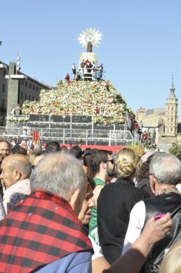 Imagen De La Virgen Del Pilar El 12 De Octubre De 2011.