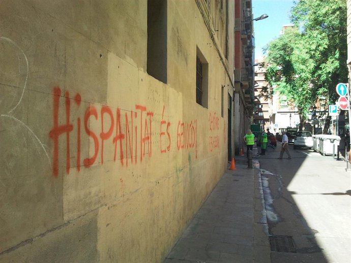 Pintadas Contra La Hispanidad En Gracia        