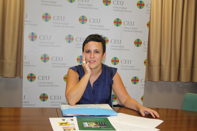 La Profesora De Magisterio Del CEU De Elche Inmaculada Hurtado.