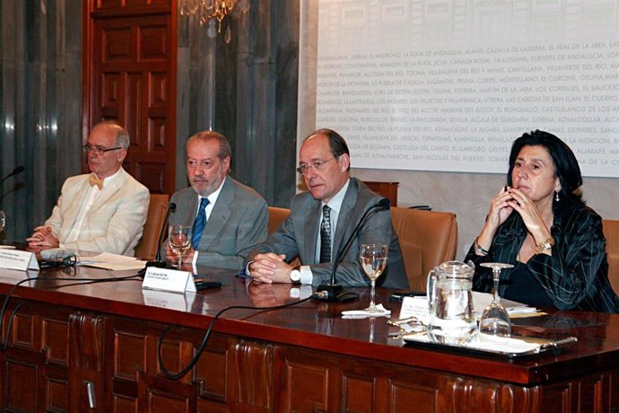 Rodríguez Villalobos Y Díaz Trillo En Las Jornadasd E Aeopas