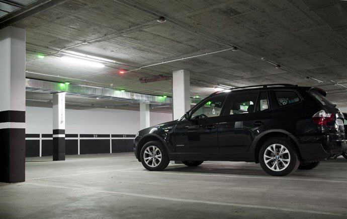 Interior Del Parking Alternativo De Atocha