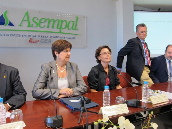 La Consejera De OOPP, Josefina Cruz, Y La Delegada De La Junta En Almería