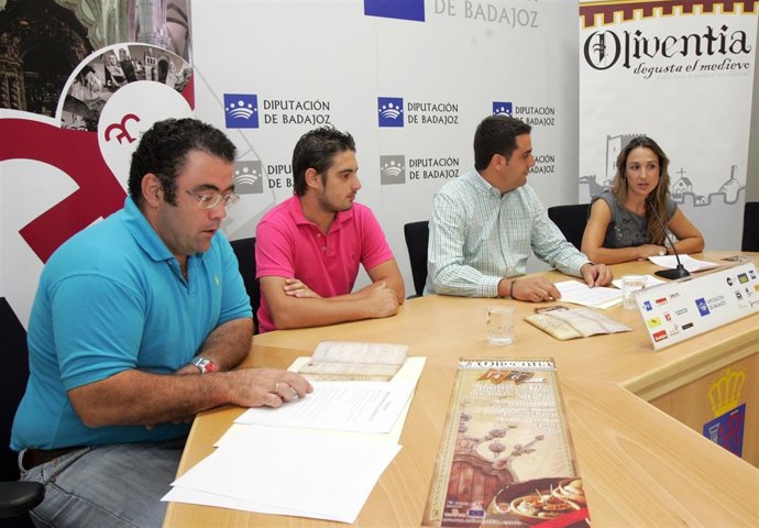 Presentación De Las II Jornadas Medievales "Oliventia Degusta El Medievo" Que Se