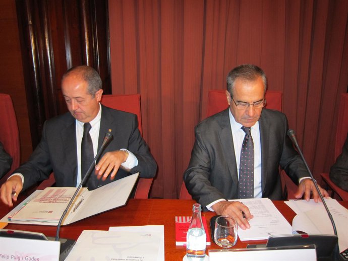 El Conseller Felip Puig Y Celestino Corbacho