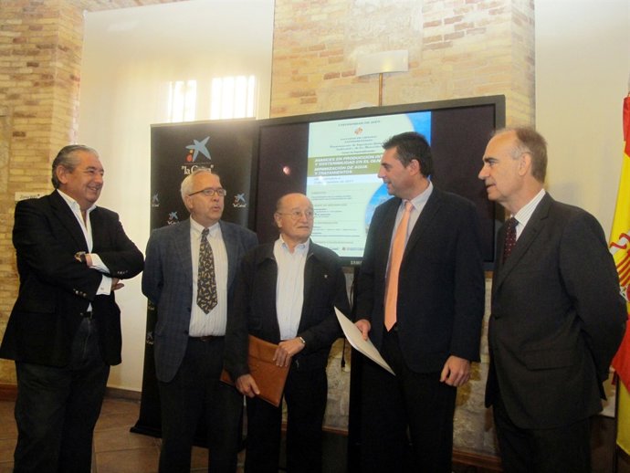 Participantes En La Presentación Del Curso Sobre Producción Integrada En Olivar.